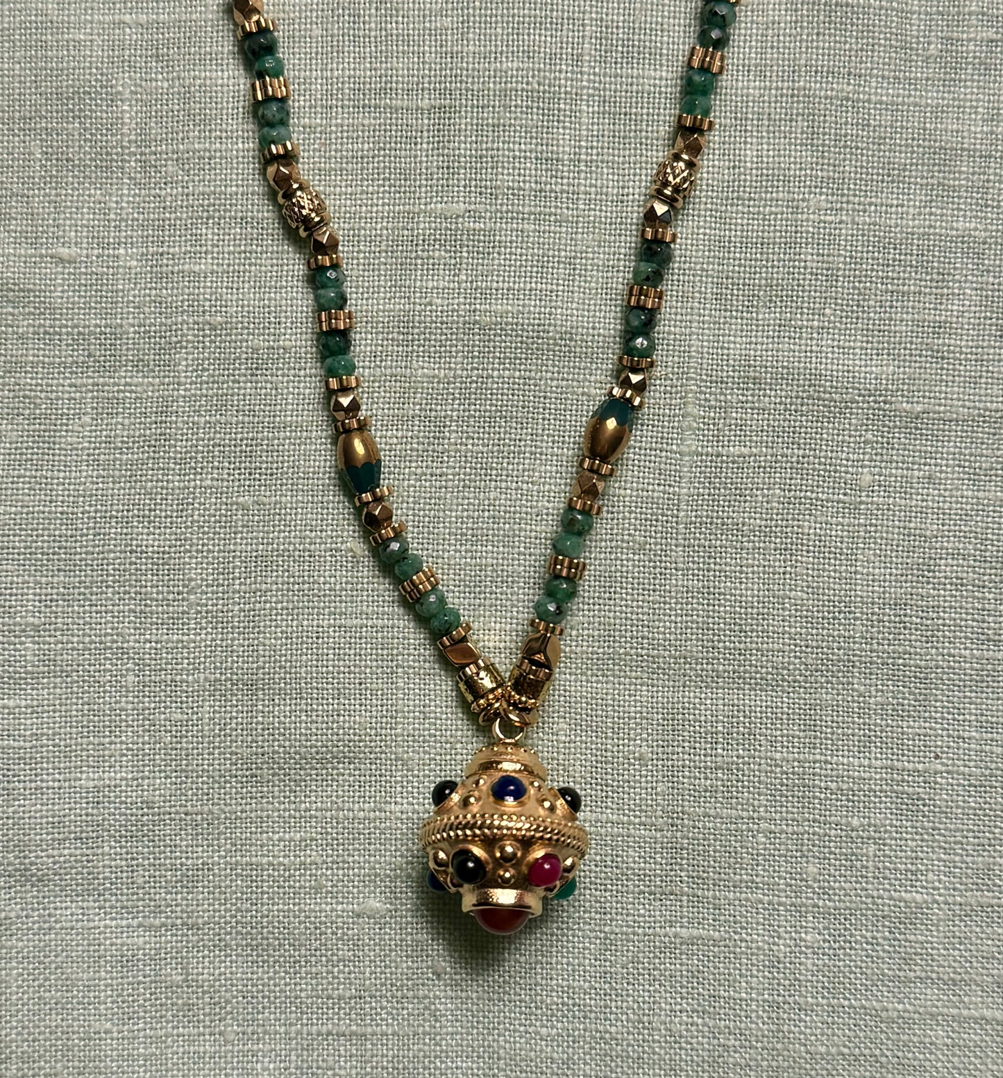 Collier Calcutta